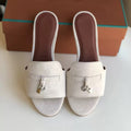 Loro Slipper
