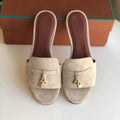 Loro Slipper